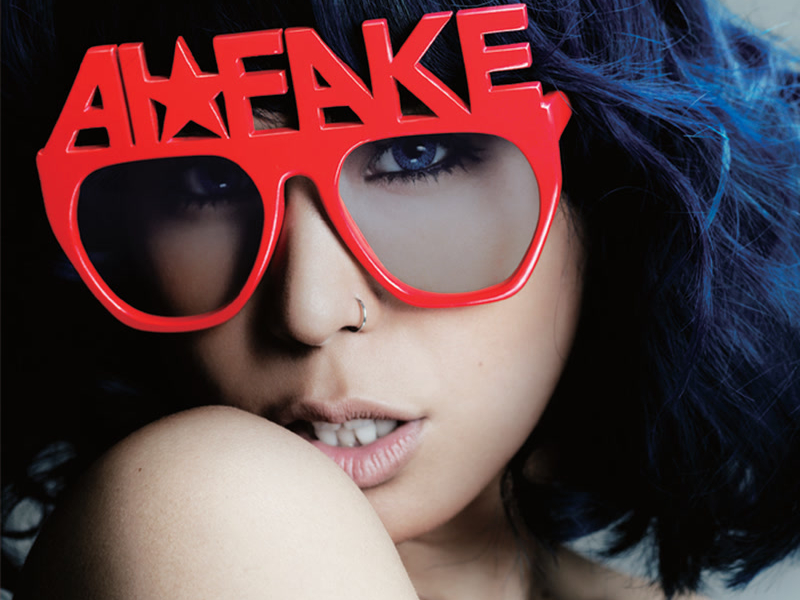 Fake Feat. Namie Amuro (Single)