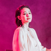 Khóc Ở Trong Club (Live Performance) (Single)