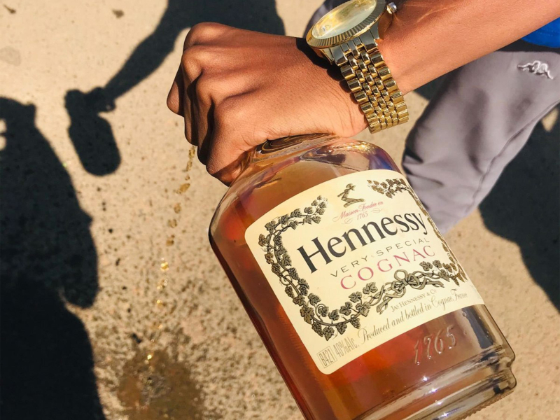 Amanzi (feat. Vick Tray & Santic) (Single)