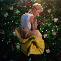 TRZEBA MIEĆ (Single)