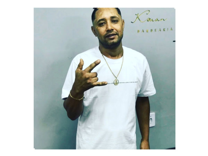 La na loja ta vendendo demais (Single)