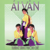 Trăng Sáng Vườn Chè