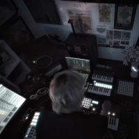 Chẳng Còn (Single)