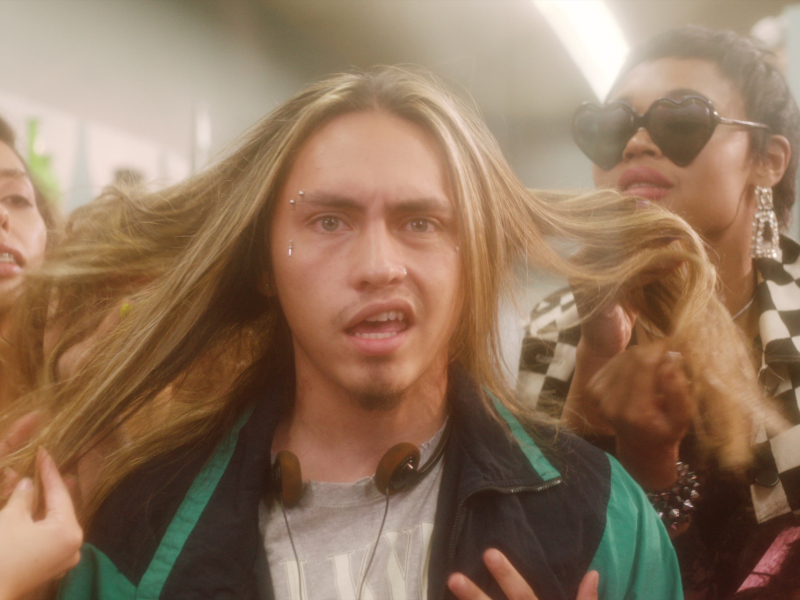 Pretty (MV) (Single)