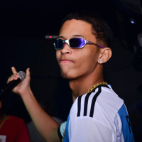 EU ADORO VER ESSAS NOVINHAS DE QUATRO (Single)