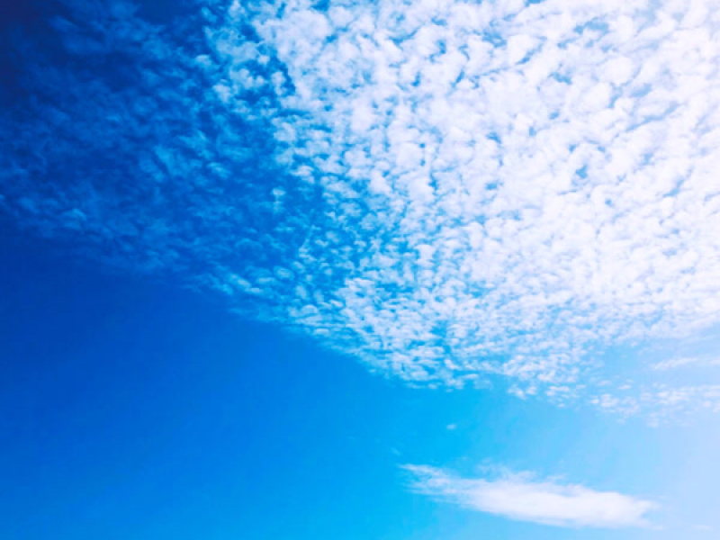 Nuages et ciel bleu (Single)