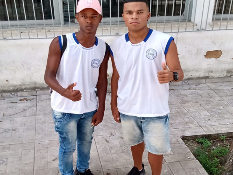 PIQUEZIN DOS CRIAS (Single)