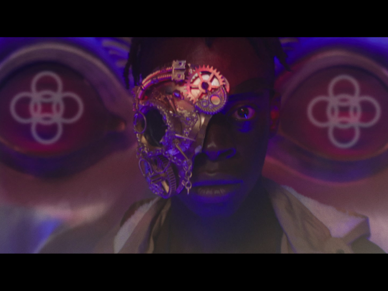 In The Middle (MV) (Single)