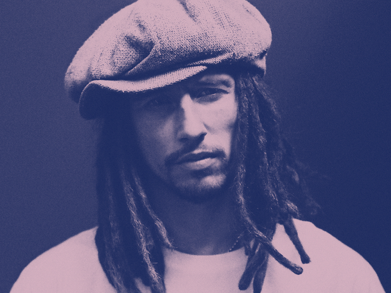 She's On My Mind (Acoustics)