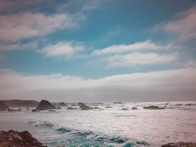 Soothing Sea Waves for Calming Anxiety and Instant Relaxation (Single)