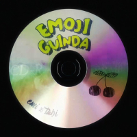 EMOJI GUINDA (Single)