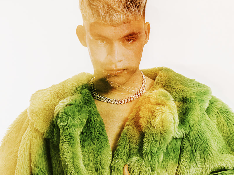 Bailando y Bebiendo (Single)