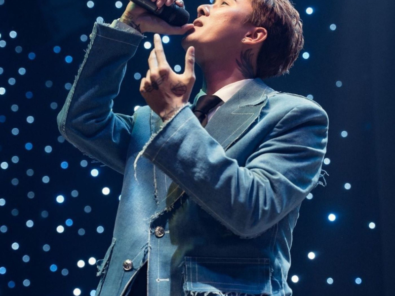 Anh Tự Do Nhưng Cô Đơn  (Live) (Single)