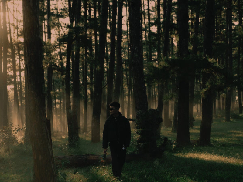 Chạy Mãi (Single)