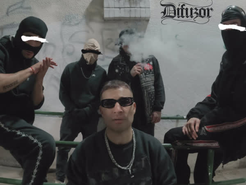 NO CACHIVACHIES (Single)