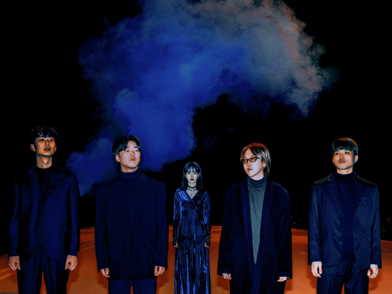 hnie hnig : Chapter One - PRAY