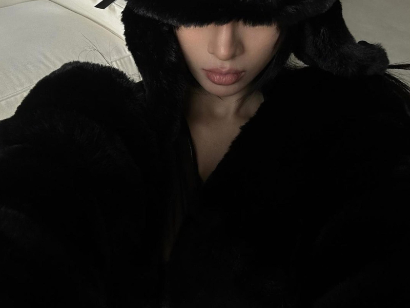 Black Beatles (Slowed + Reverb) (Single)