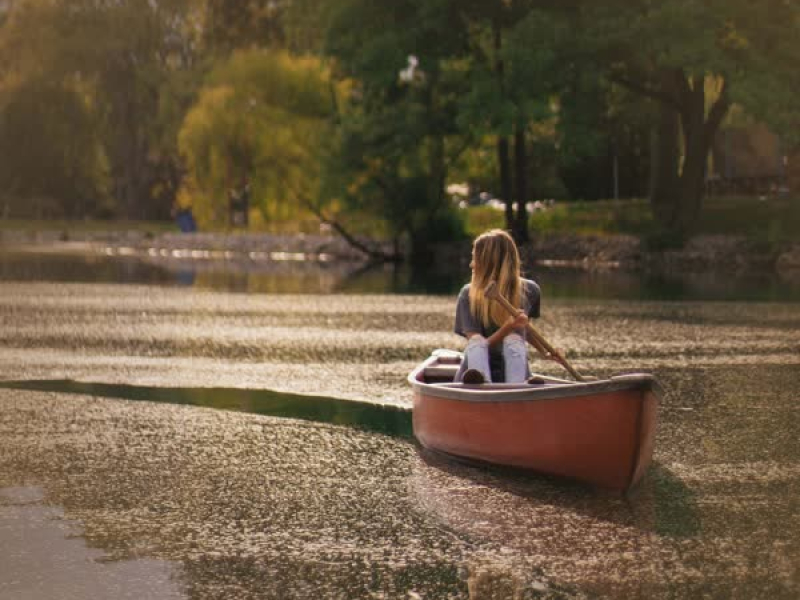 Relaxing Rowboat Sounds with River Waves Softly Rocking Boat (Single)