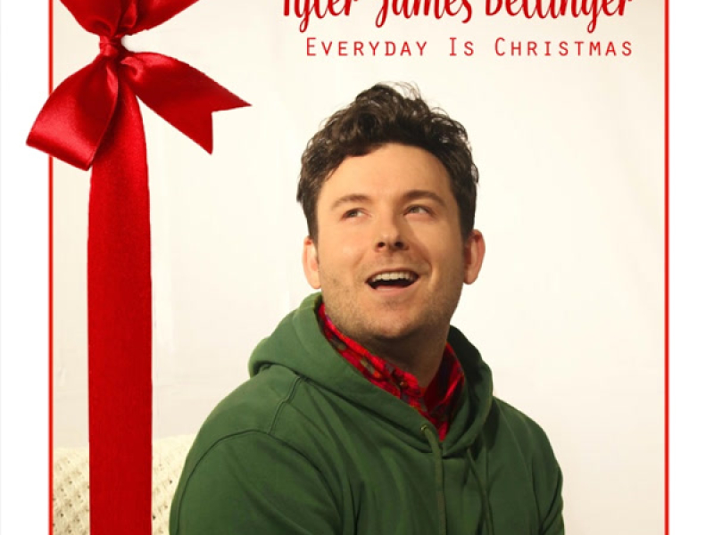 Everyday Is Christmas (Single)