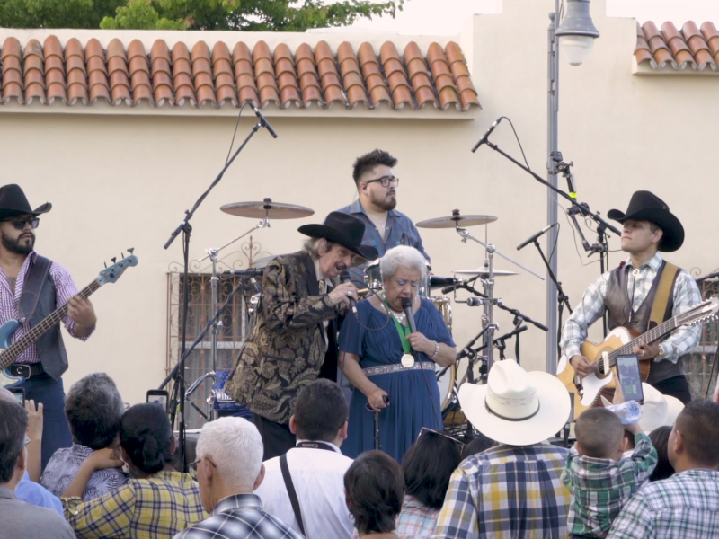 Nueve Días (En Vivo Desde Gral. Terán, N.L.) (MV) (Single)