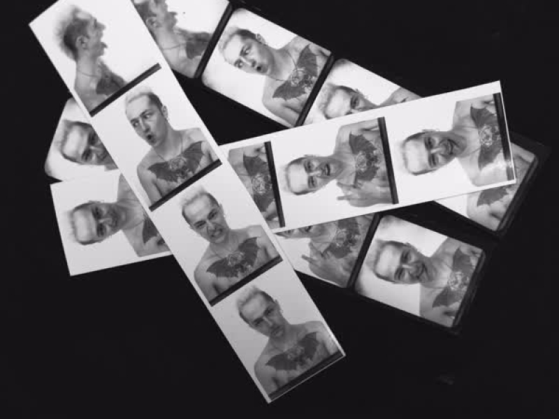 Charlie sheen (Single)