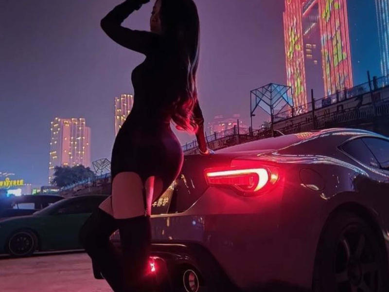 Can't Be Falling In Love Tonight (EP)