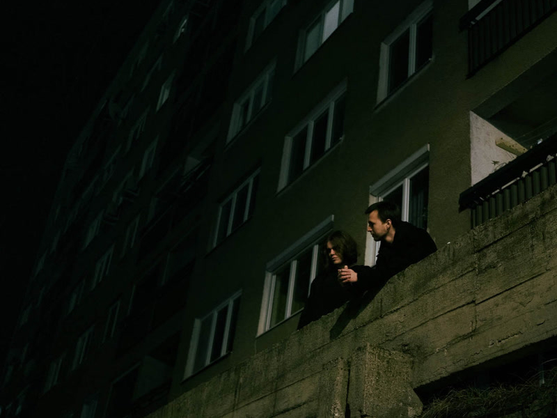 v messy izbe (Single)