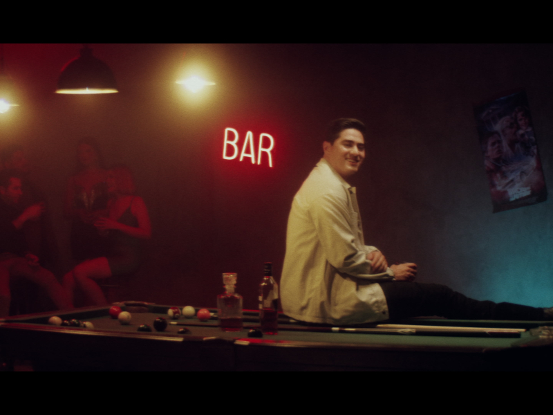 Enamorado Y Feliz (MV) (Single)