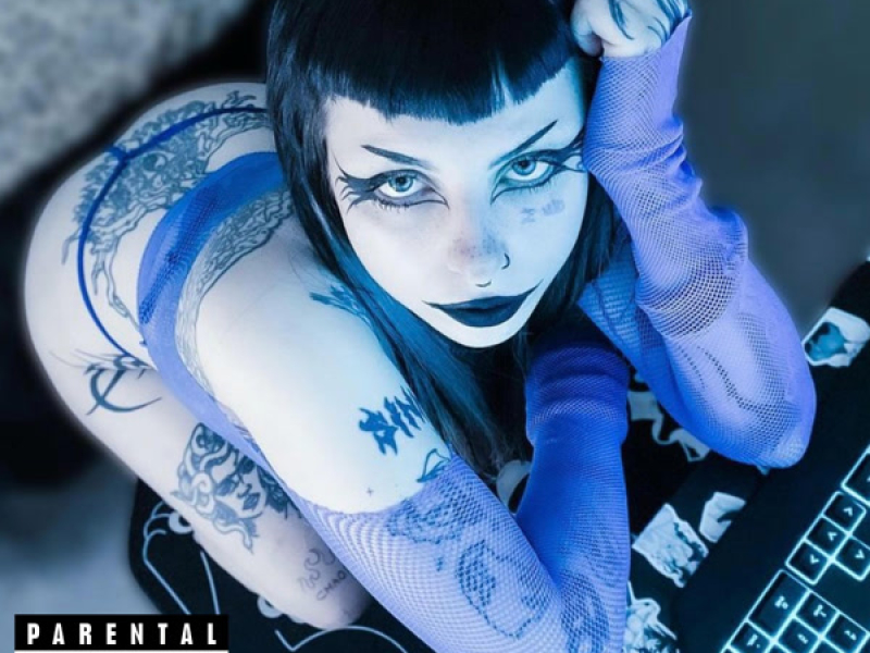 DIAMONDS ARE EQUAL TO PEOPLE, MANY ARE FAKE, FEW ARE REAL. (REVERB) (Single)