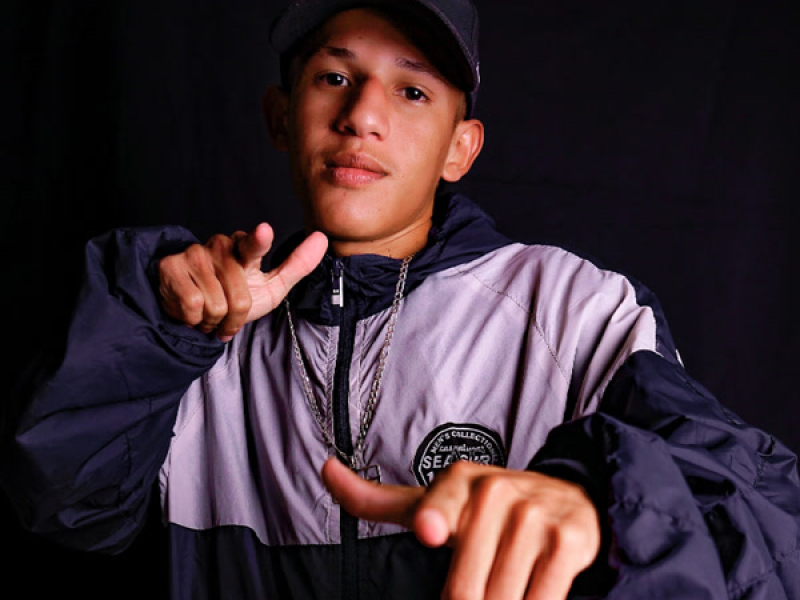 NO ESPIRITO SANTO NOS COMANDA X VEM SENTAR NA MINHA (Single)