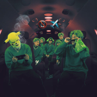 Do Not Call Me. I'm Flying﻿