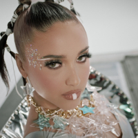 Hey Siri (MV) (Single)