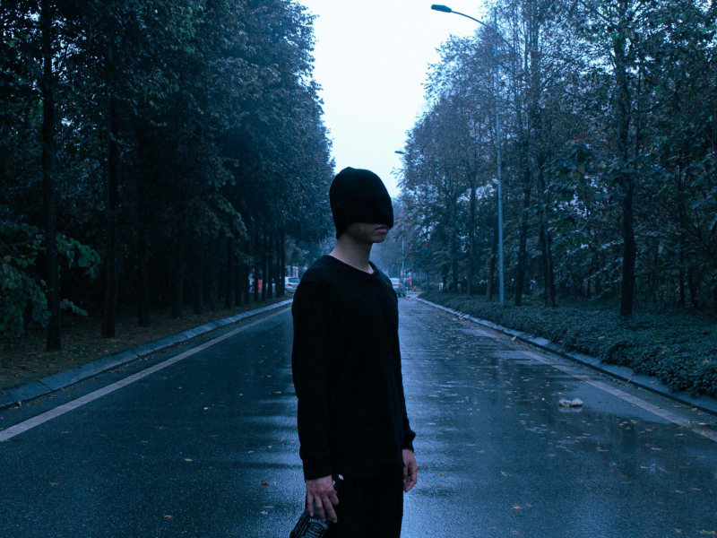 Chỉ Đến Mai (Single)