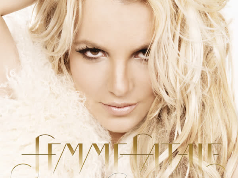 Femme Fatale (Deluxe Version)