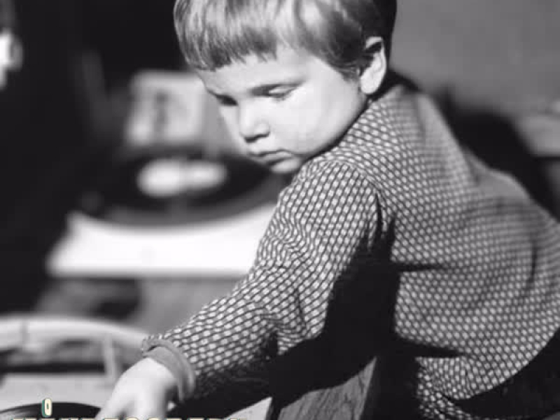 Helgen Venter (Måndagsbarn 2025) (Single)