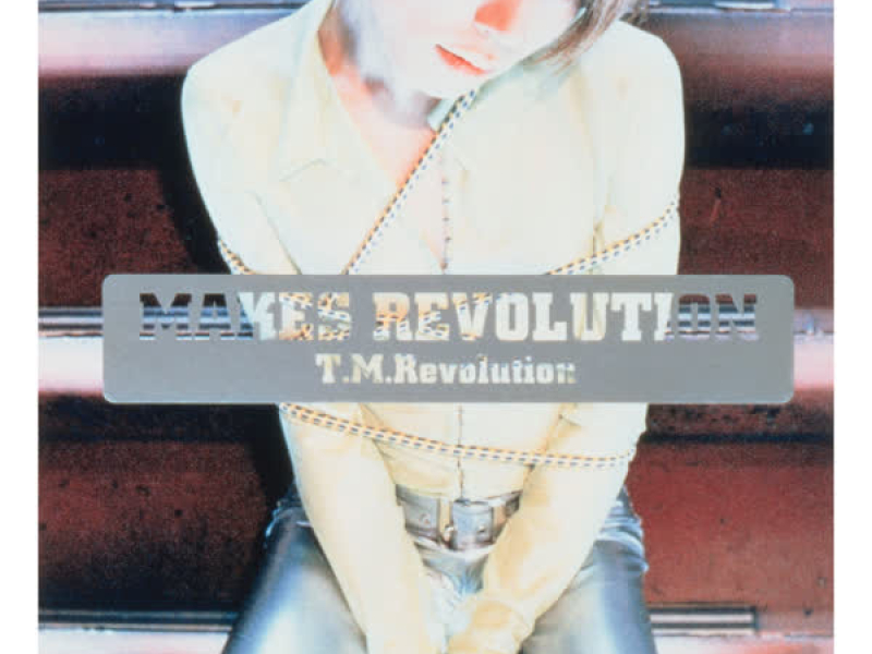 MAKES REVOLUTION
