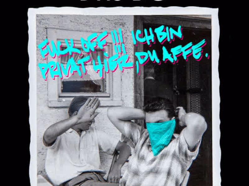 Fuck Off !!! Ich bin privat hier, Du Affe.