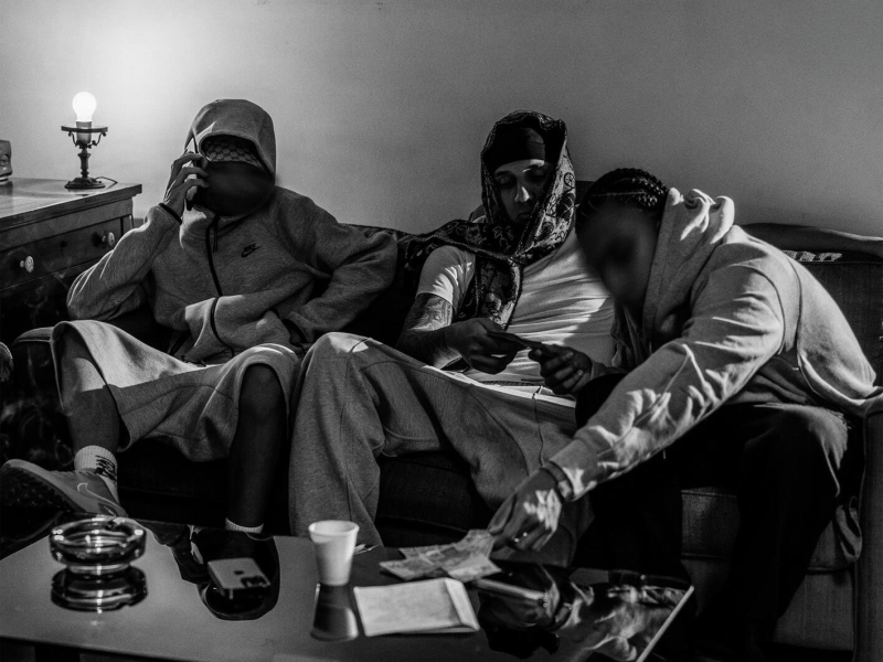 Suco de Uva, Snacks e Champagne (Single)