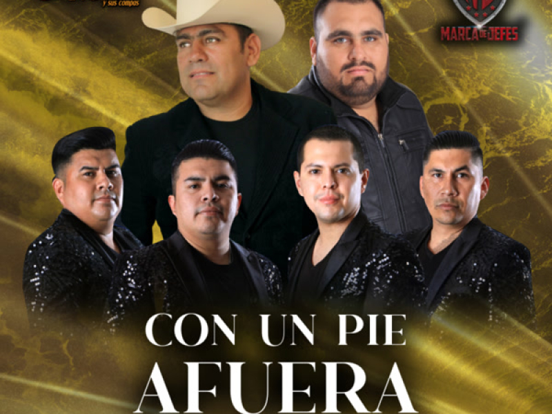 Con Un Pie Afuera (Single)