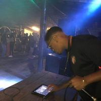 MEGA SÉRIE GOLD (Single)