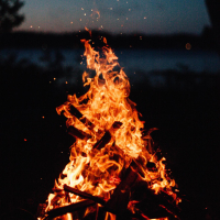 4K Campfire by the River - Relaxing Fireplace Nature Sounds - Robin Birdsong (Single)