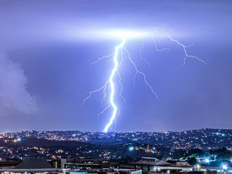 Rain and Thunder Rolling in Across the USA (Single)