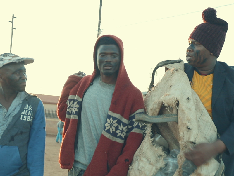 Senzeni (MV) (Single)