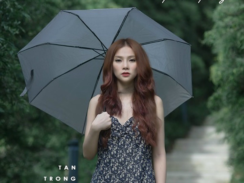 Tan Trong Mưa Bay (Single)