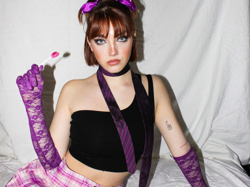 PRETTY LIL BIH (Single)