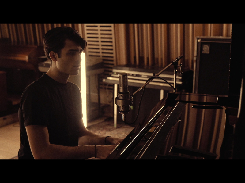 Solo (Acoustic) (MV) (Single)