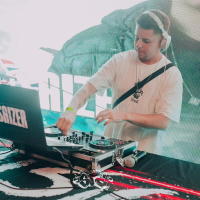 VOCÊ É AMANTE E NÃO FIEL (Single)