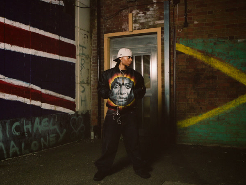 FLASHING LIGHTS (Single)