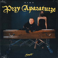 Przy aparaturze (Single)