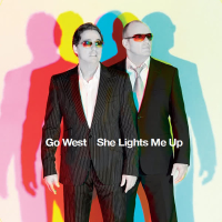 She Lights Me Up (Single)